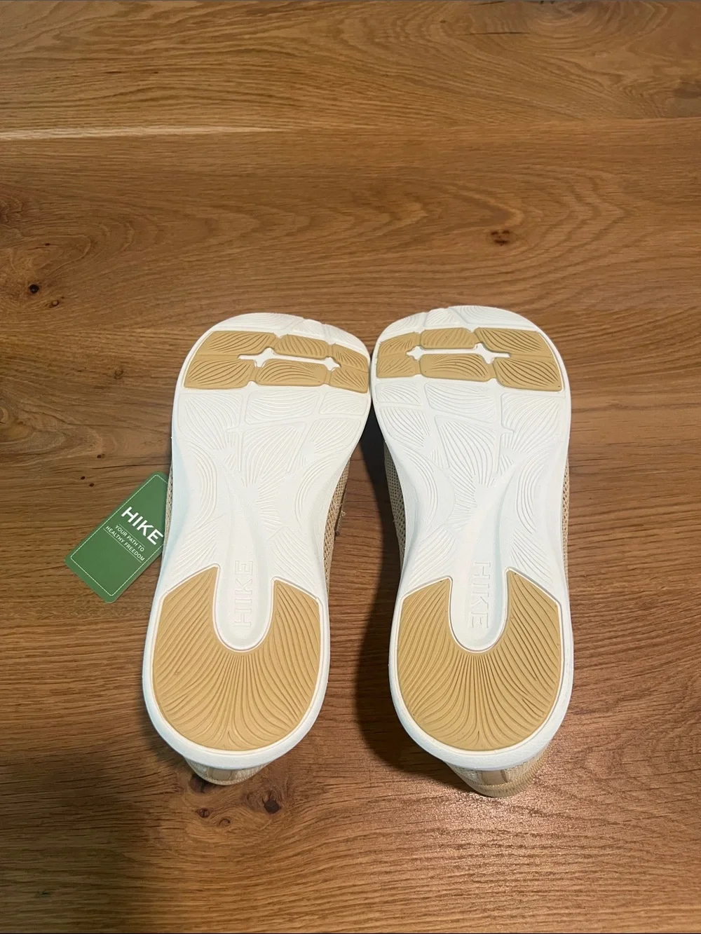 Hike Footwear Valenza Hands-Free Barefoot Knit Loafer Tan Neutral NWT Size 9